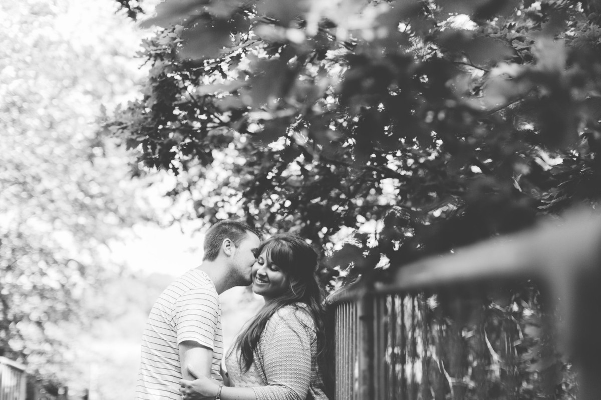 laura_sam_engagement_shoot_tonteg_miskin_manor_wedding_rachel_lambert_photography_ 3