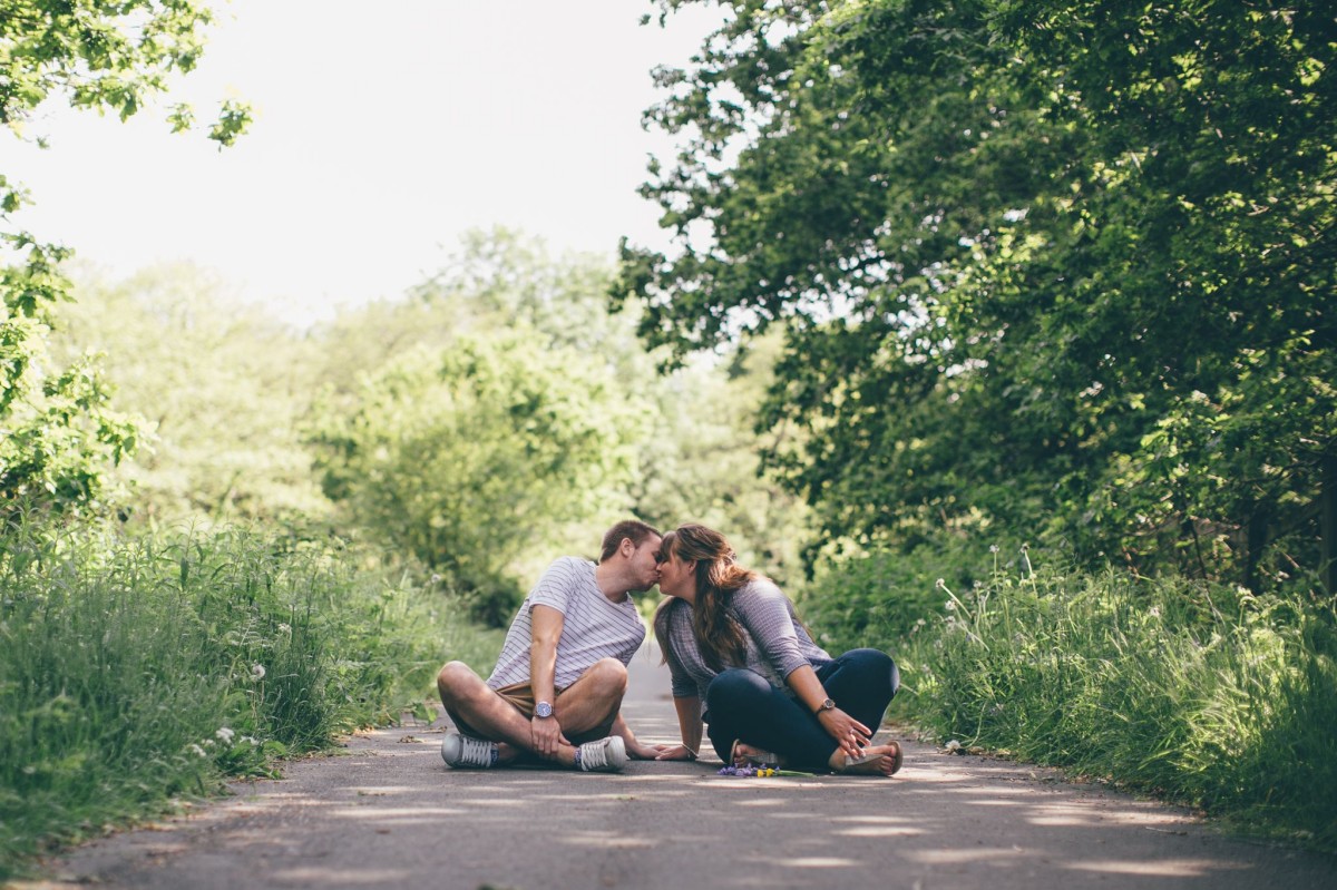 laura_sam_engagement_shoot_tonteg_miskin_manor_wedding_rachel_lambert_photography_ 6