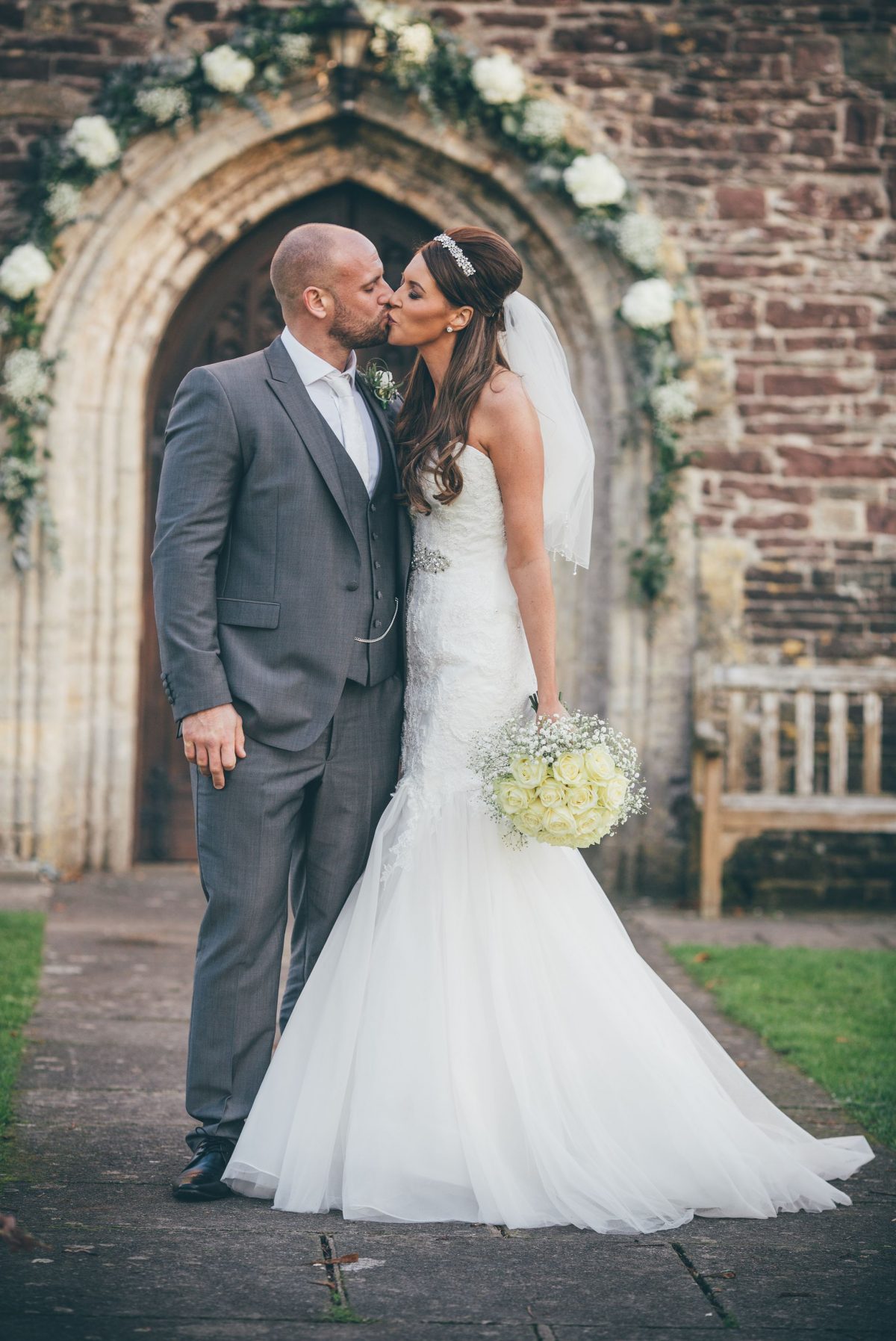 welsh_wedding_photographer_rachel_lambert_photography_decourceys_cardiff_rhiannon_gavin_ 41