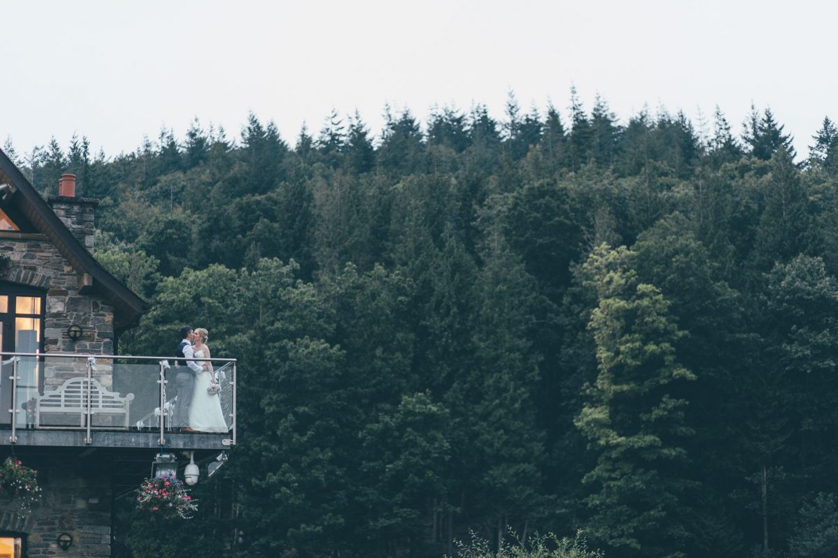 welsh_wedding_photographer_rachel_lambert_photography_canada_lake_lodge_michaela_haydn_ 101