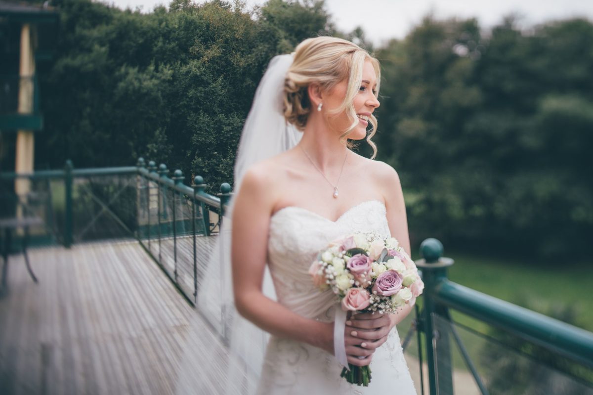 welsh_wedding_photographer_rachel_lambert_photography_canada_lake_lodge_michaela_haydn_ 27