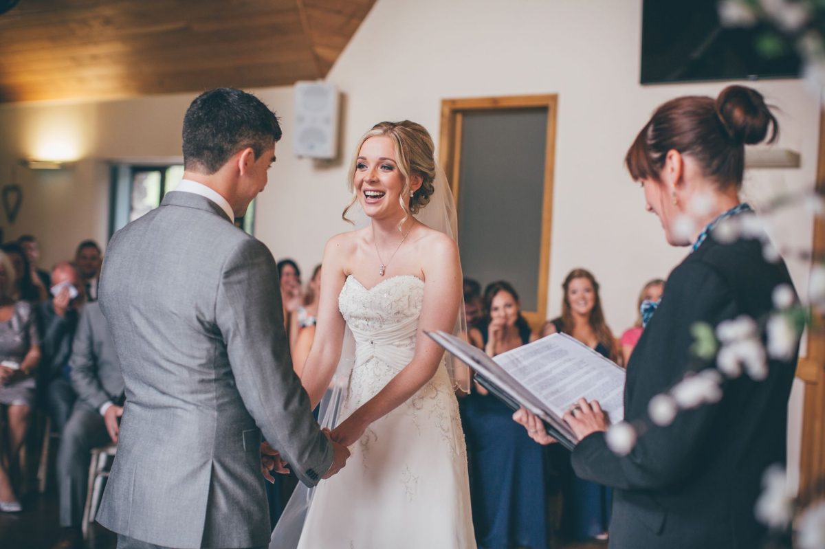 welsh_wedding_photographer_rachel_lambert_photography_canada_lake_lodge_michaela_haydn_ 55