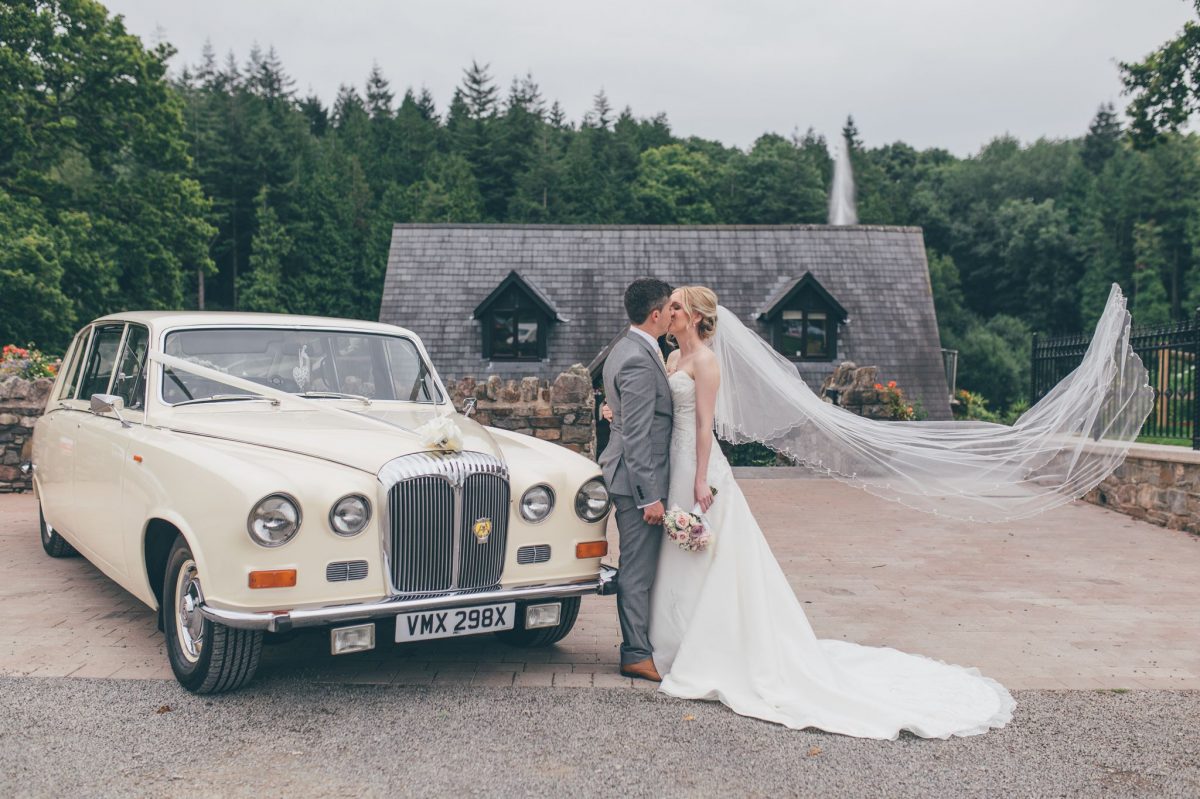 welsh_wedding_photographer_rachel_lambert_photography_canada_lake_lodge_michaela_haydn_ 69