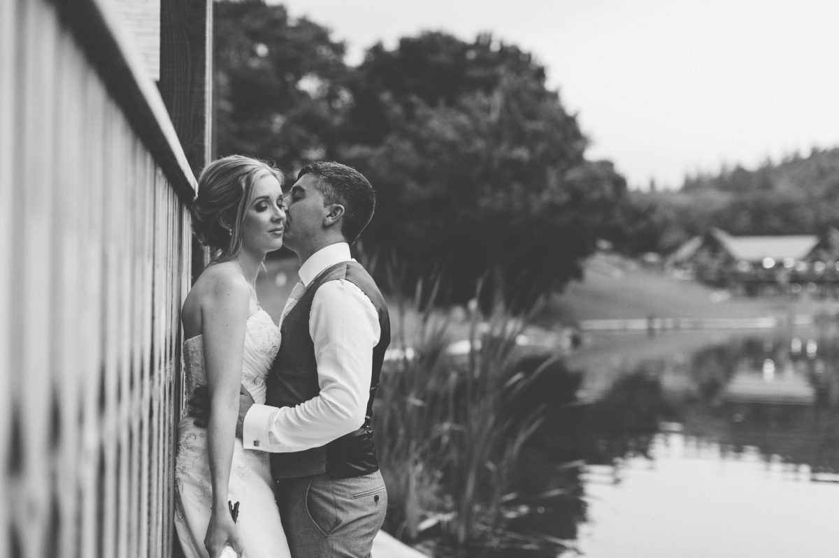 welsh_wedding_photographer_rachel_lambert_photography_canada_lake_lodge_michaela_haydn_ 97