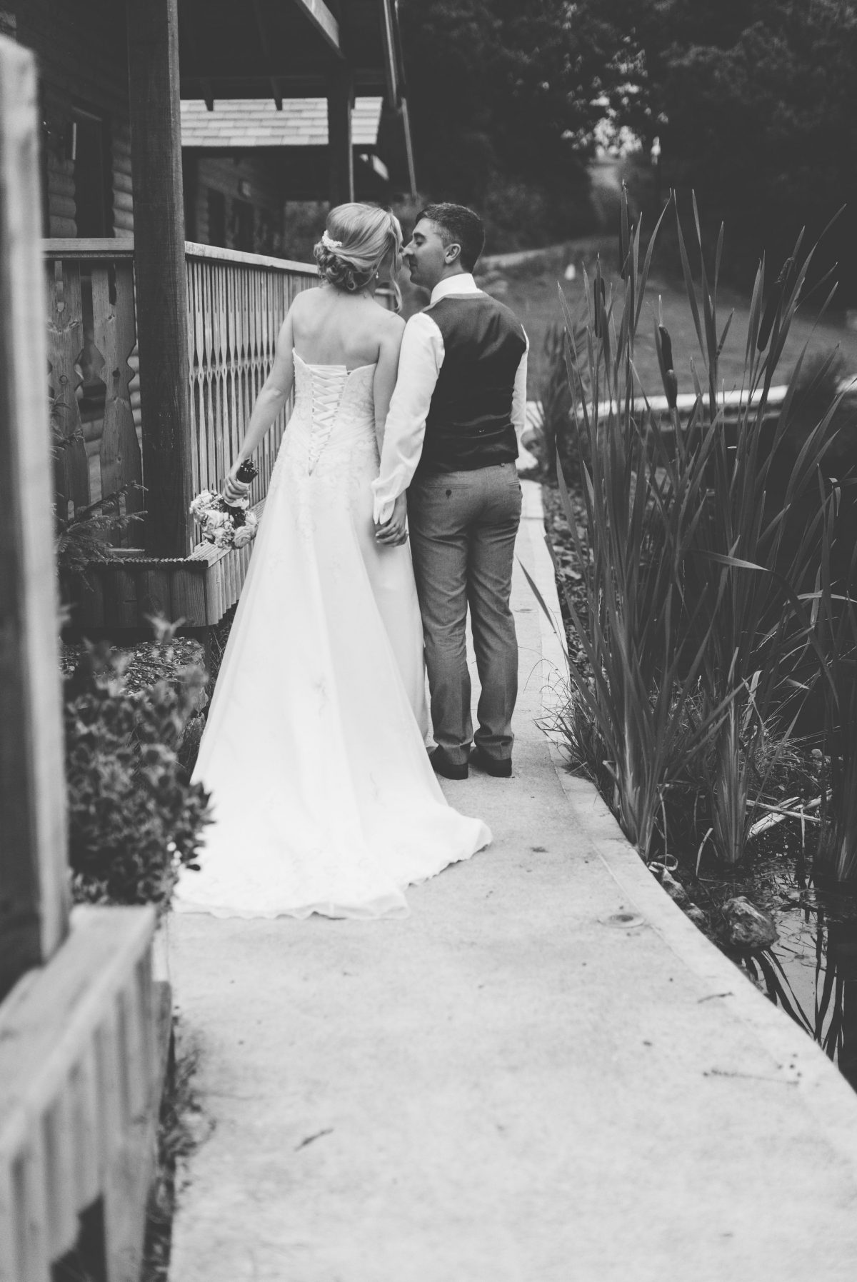 welsh_wedding_photographer_rachel_lambert_photography_canada_lake_lodge_michaela_haydn_ 99