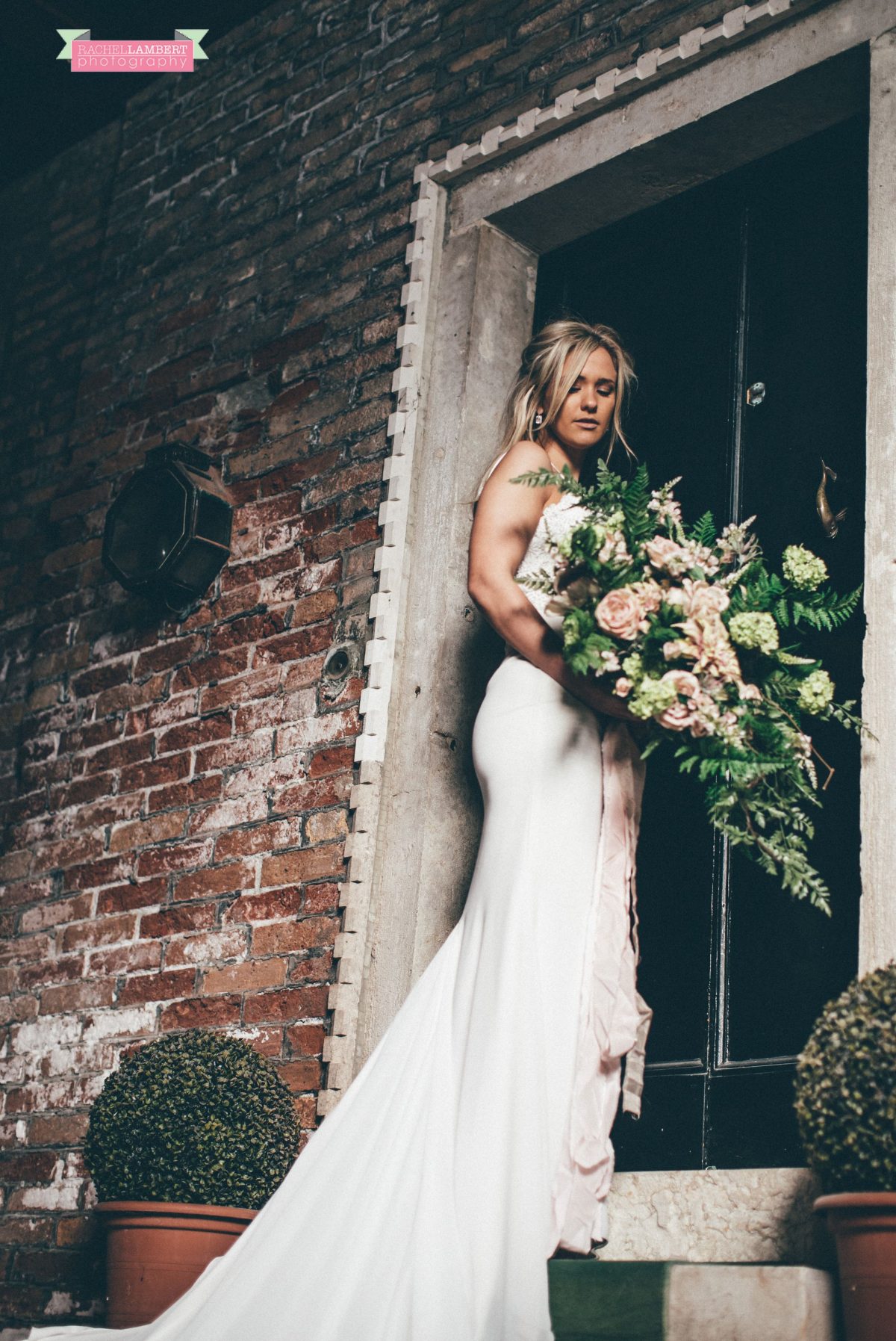 bride with bouquet Venice italy