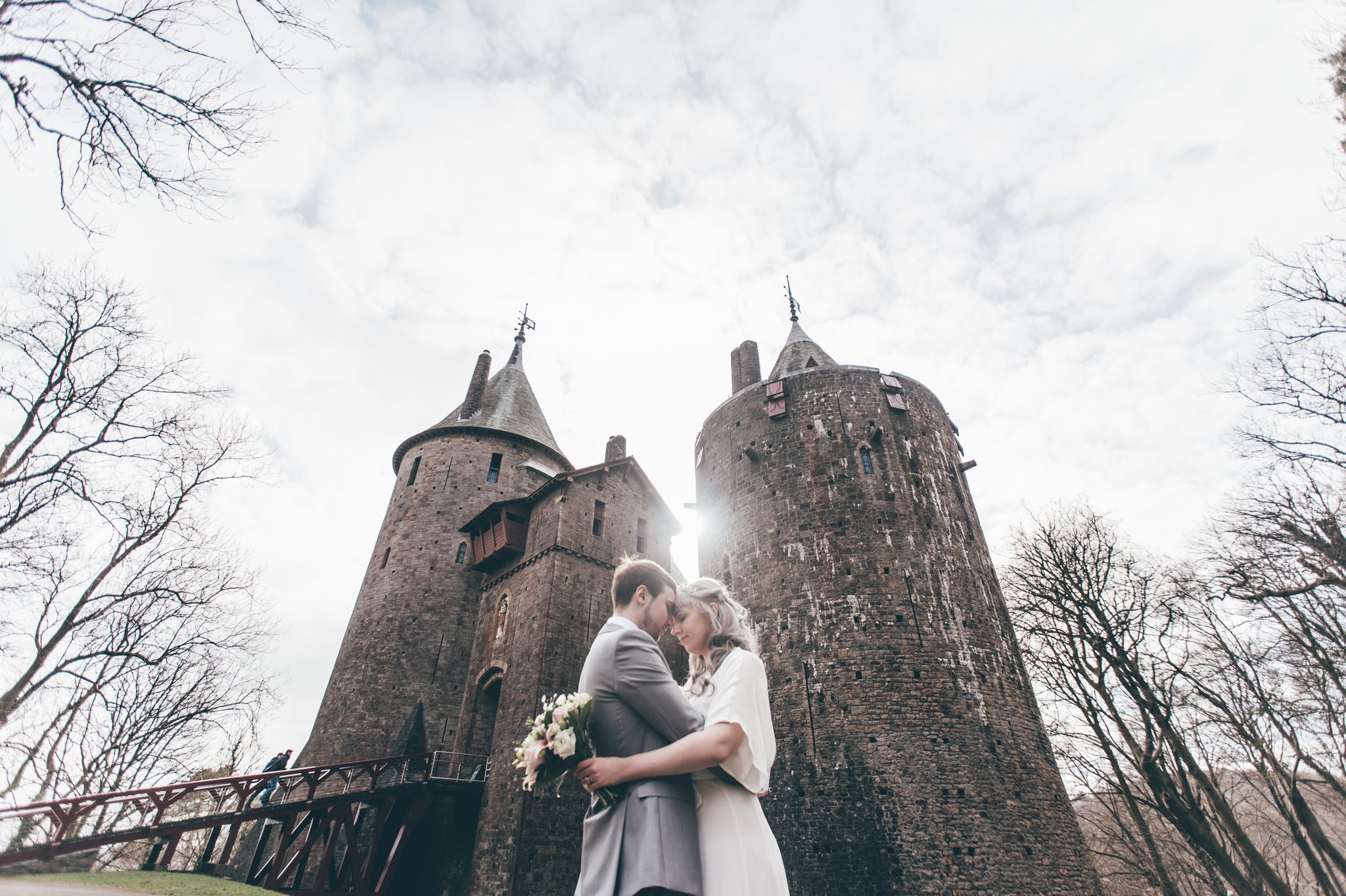 Sarah and Jordan Wedding Castell Coch Cardiff