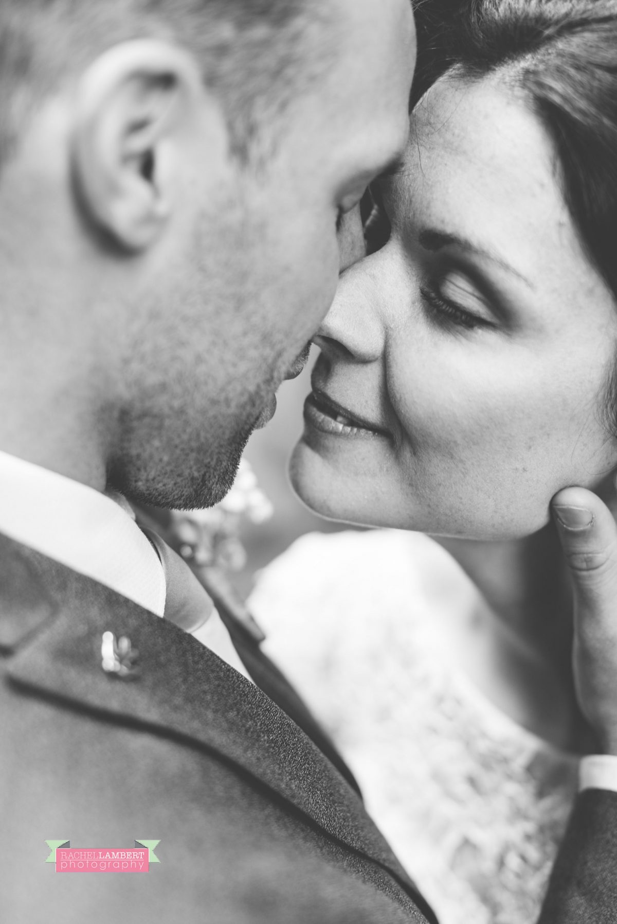 bride and groom portrait wedding in italy colour cortona tuscany black and white