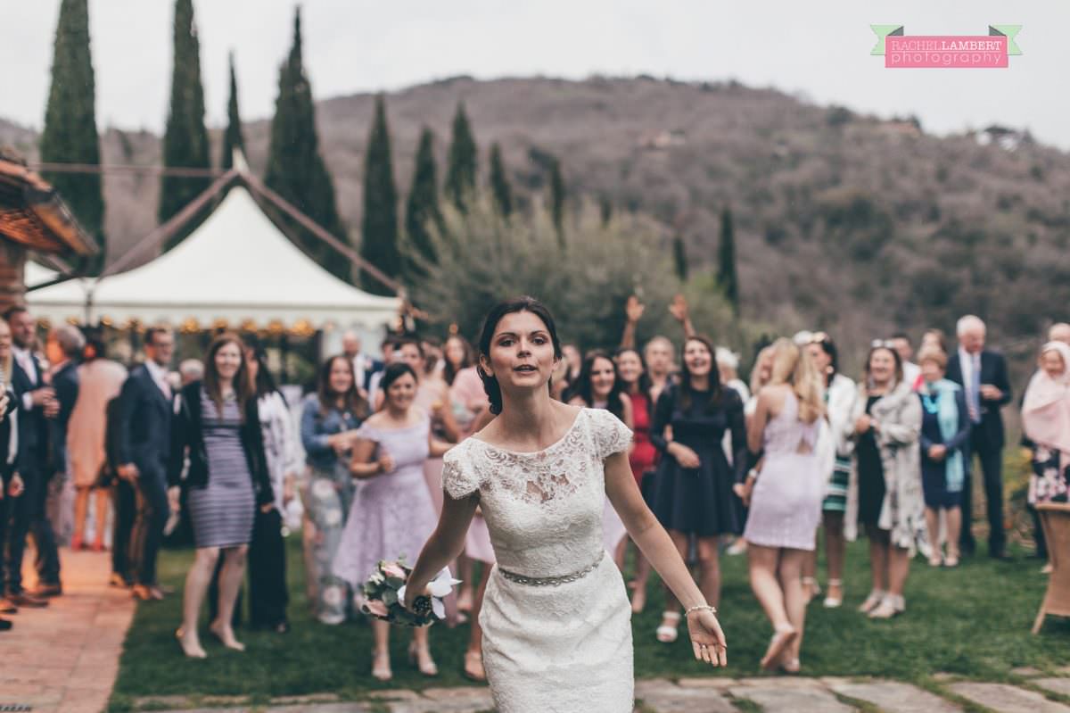 throwing the bouquet wedding in italy 