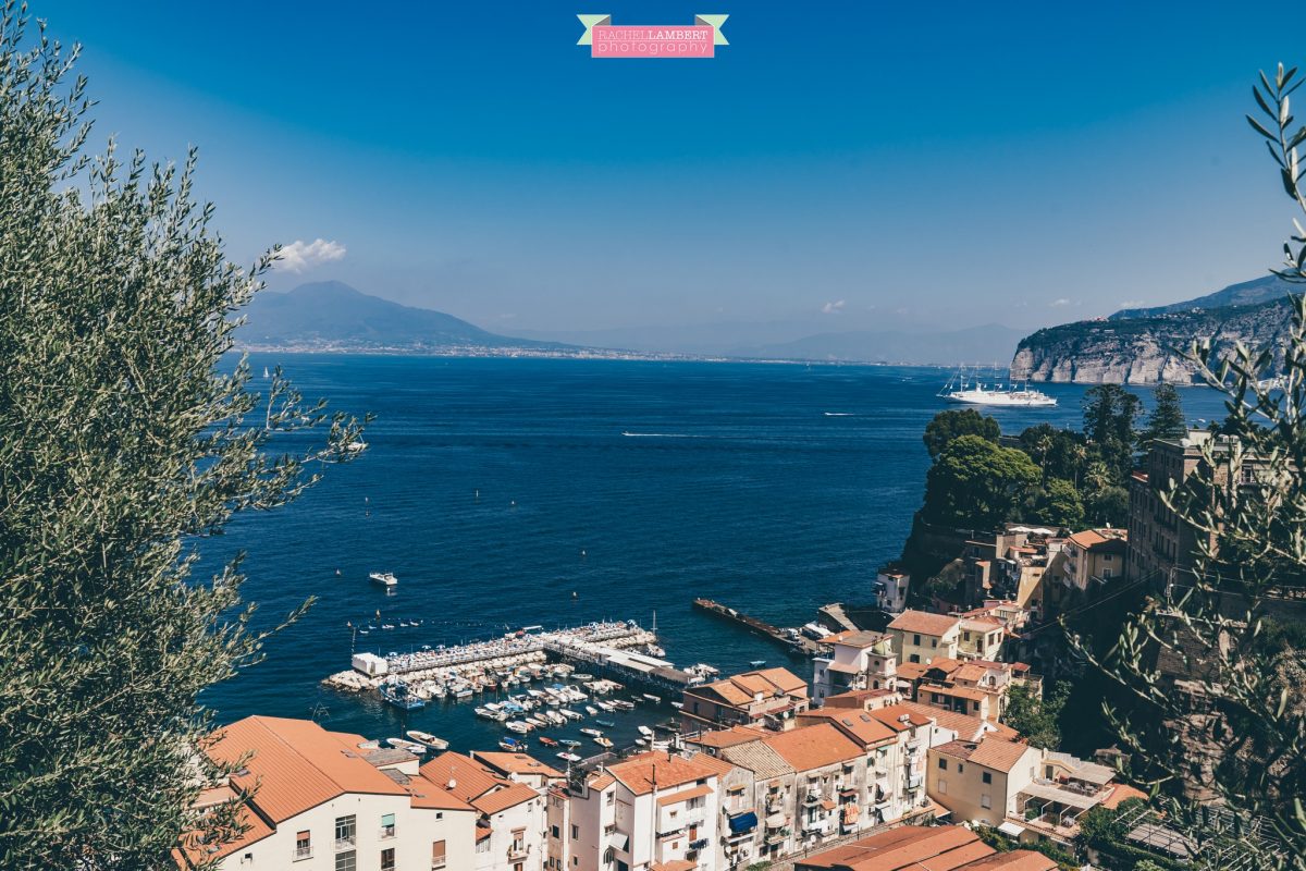 amalfi coast sorrento italy mount vesuvius naples 