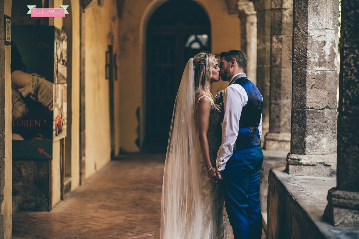 wedding photographer sorrento italy bride and groom chiostro di san francesco