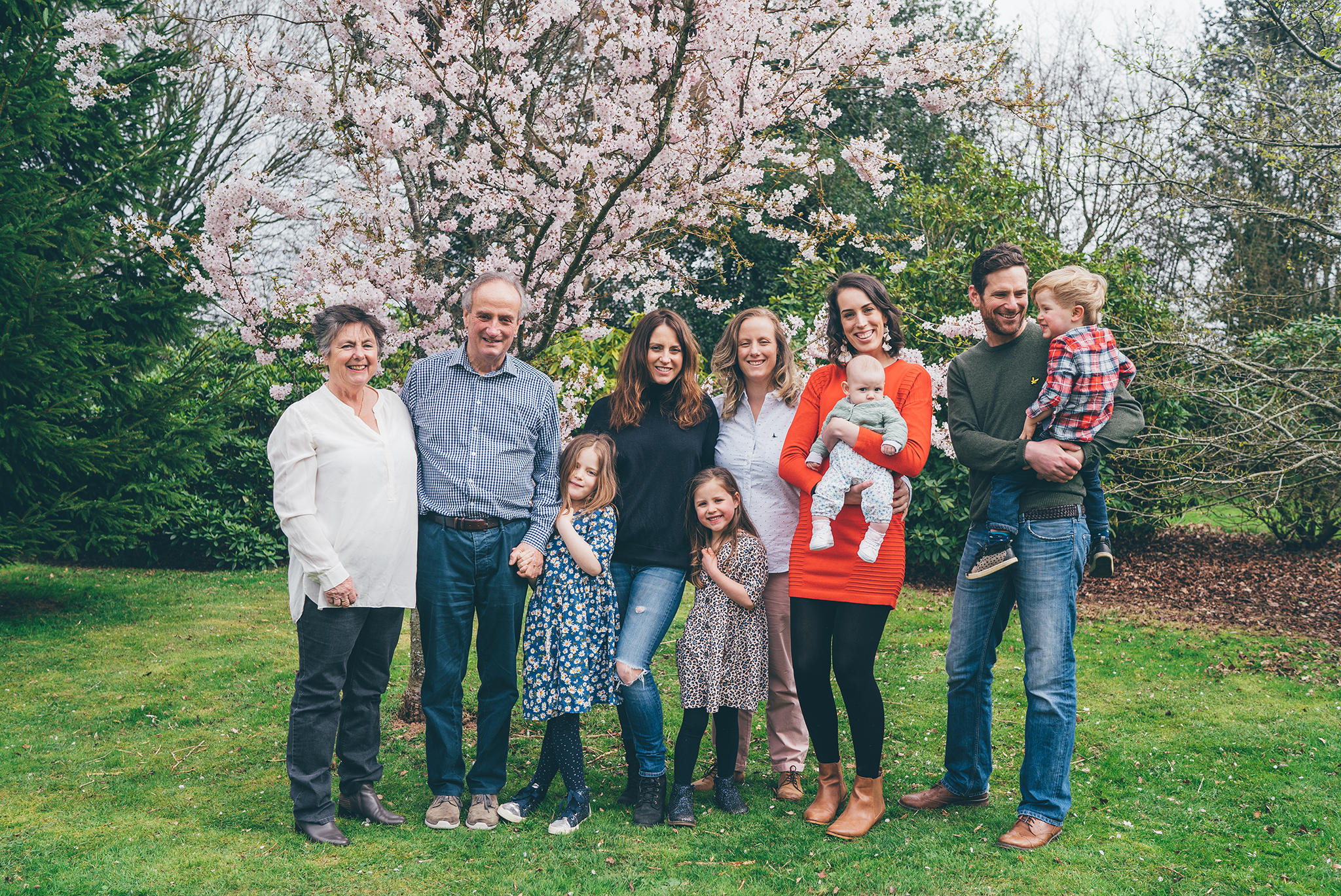 Lifestyle Photography – Family Portrait at The Hollies