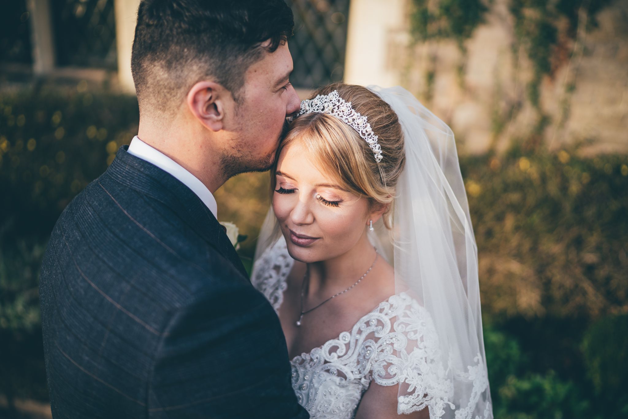 Sophie and Ryan Wedding Miskin Manor