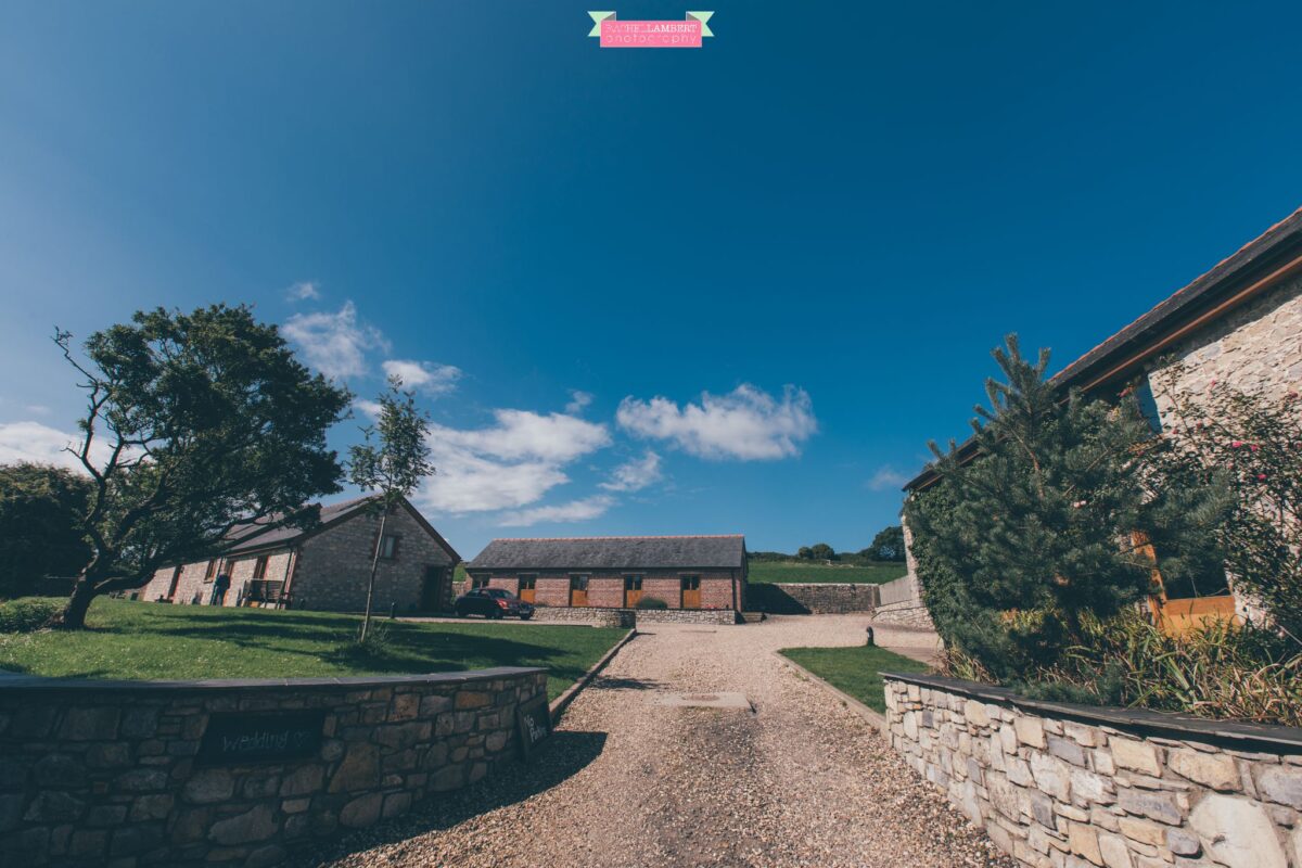 Mares stables and te granary at Rosedew Farm