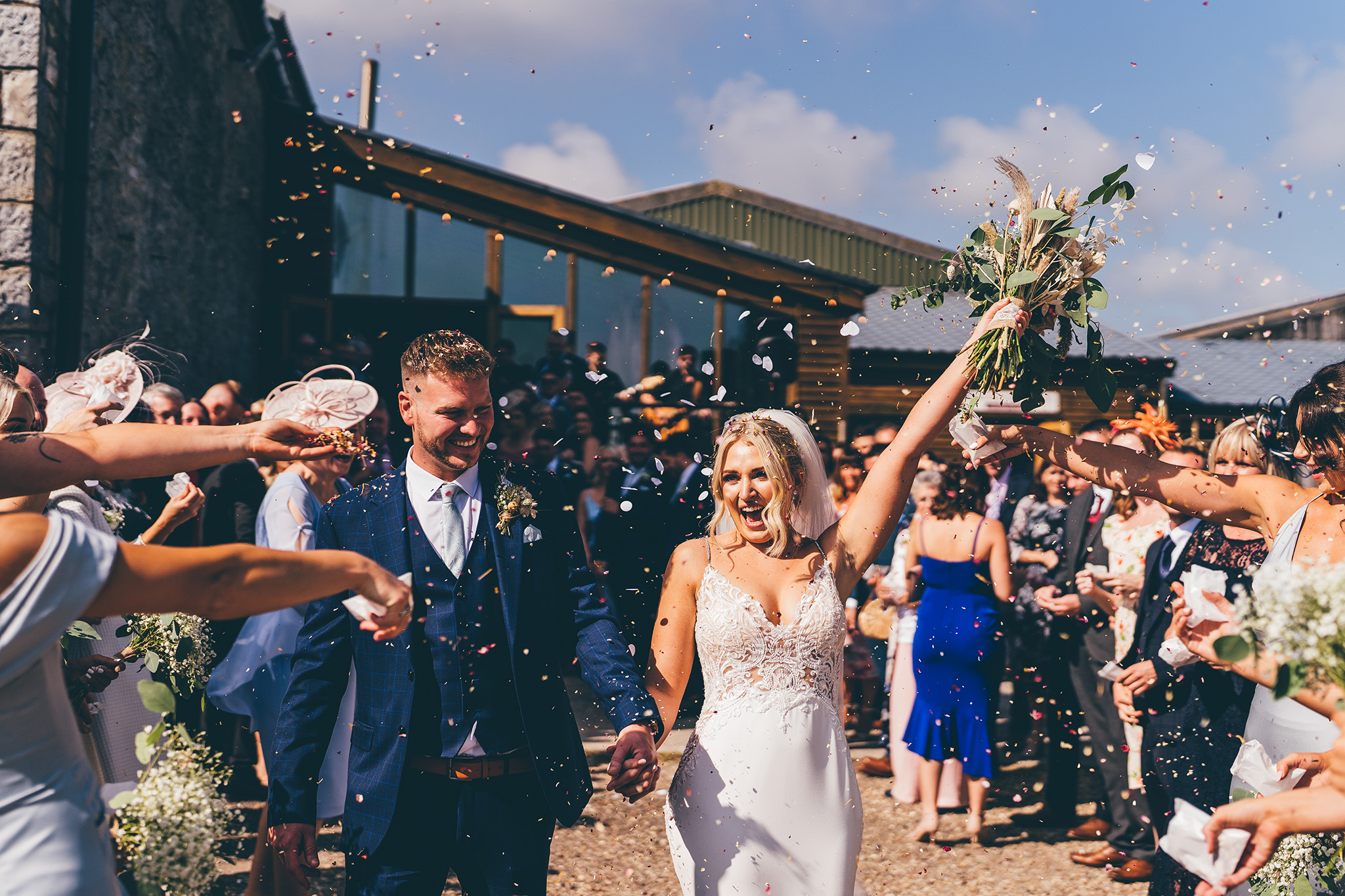 confetti planning your wedding