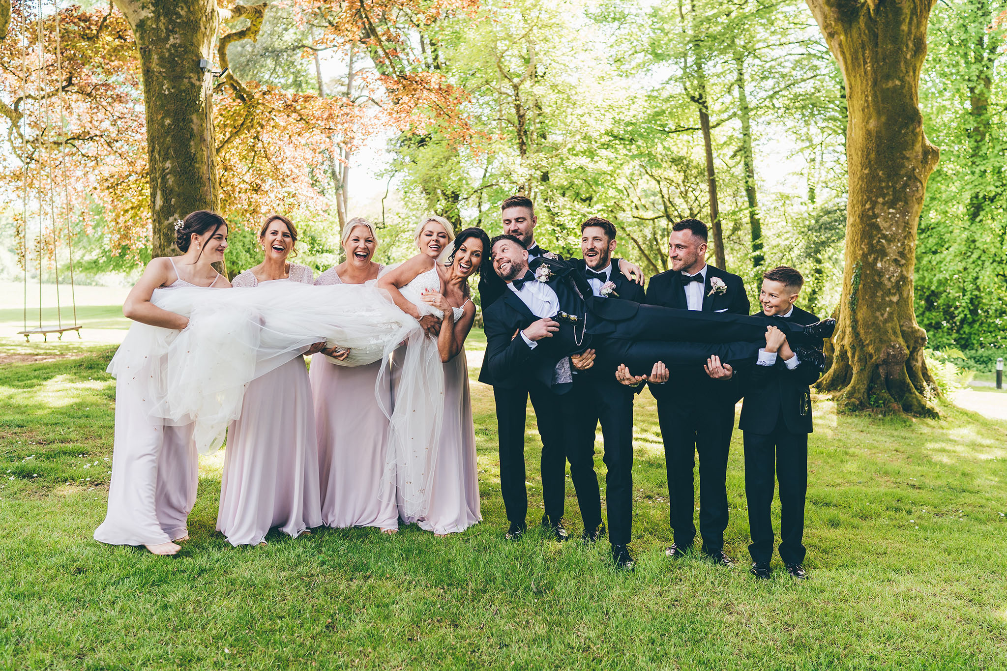 bridal party at fairyhill wedding