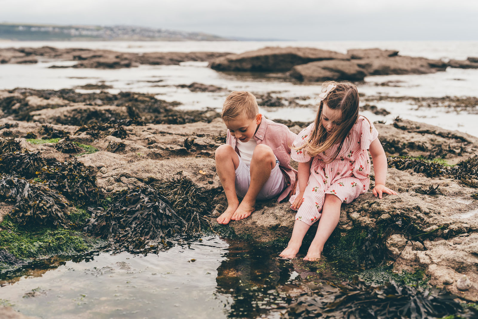 1_family_portrait_photographer_cardiff_rachel_lambert_photography_porthcawl