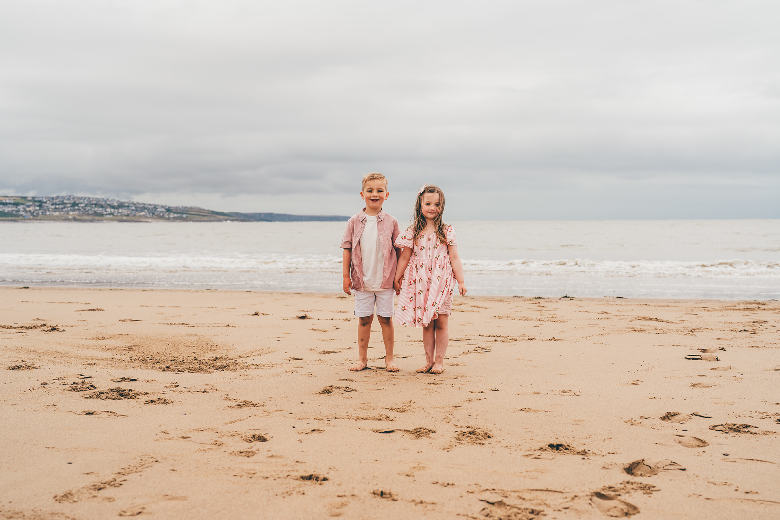 3_family_portrait_photographer_cardiff_rachel_lambert_photography_porthcawl