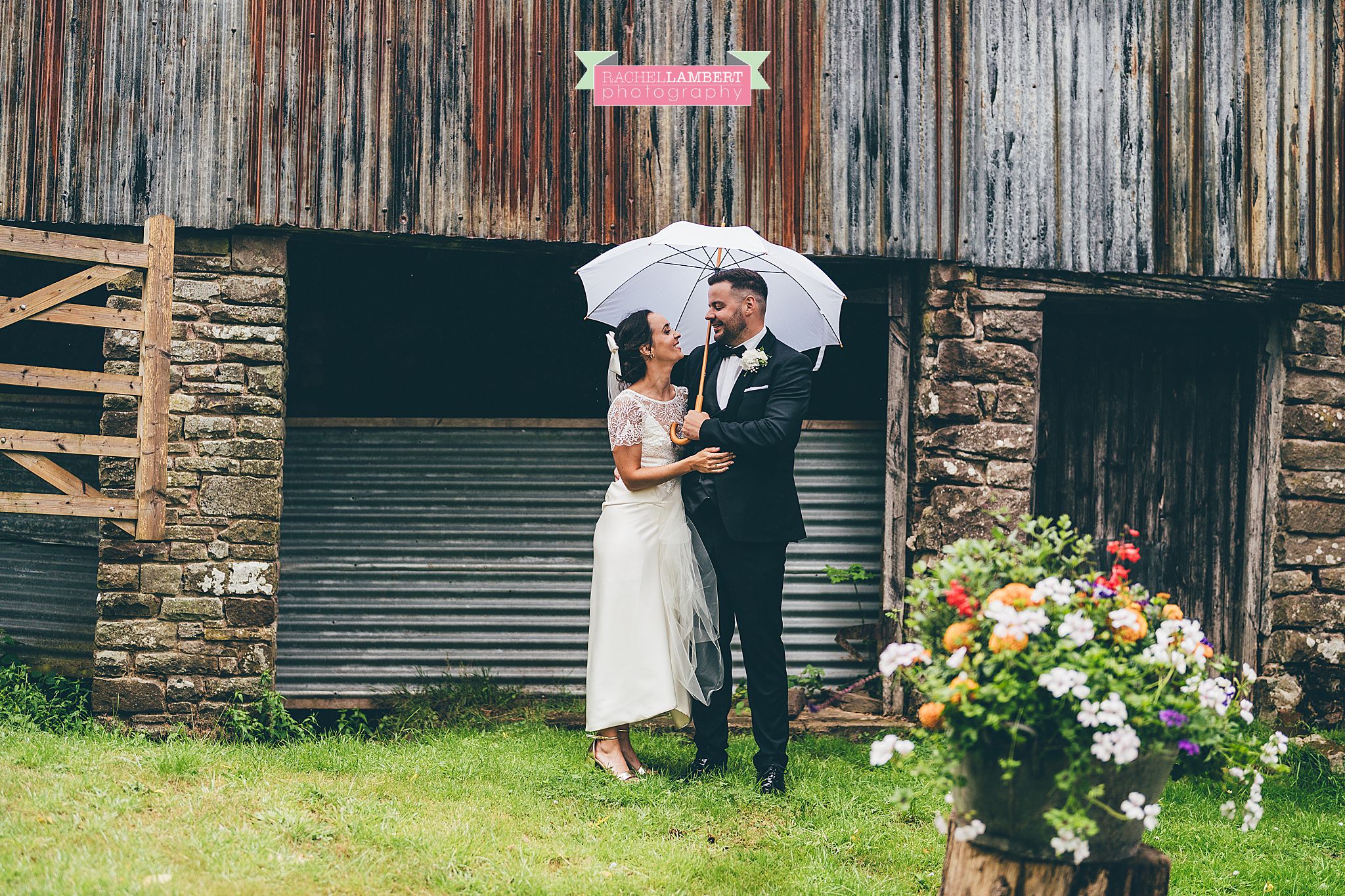 sugar loaf barn wedding photographer