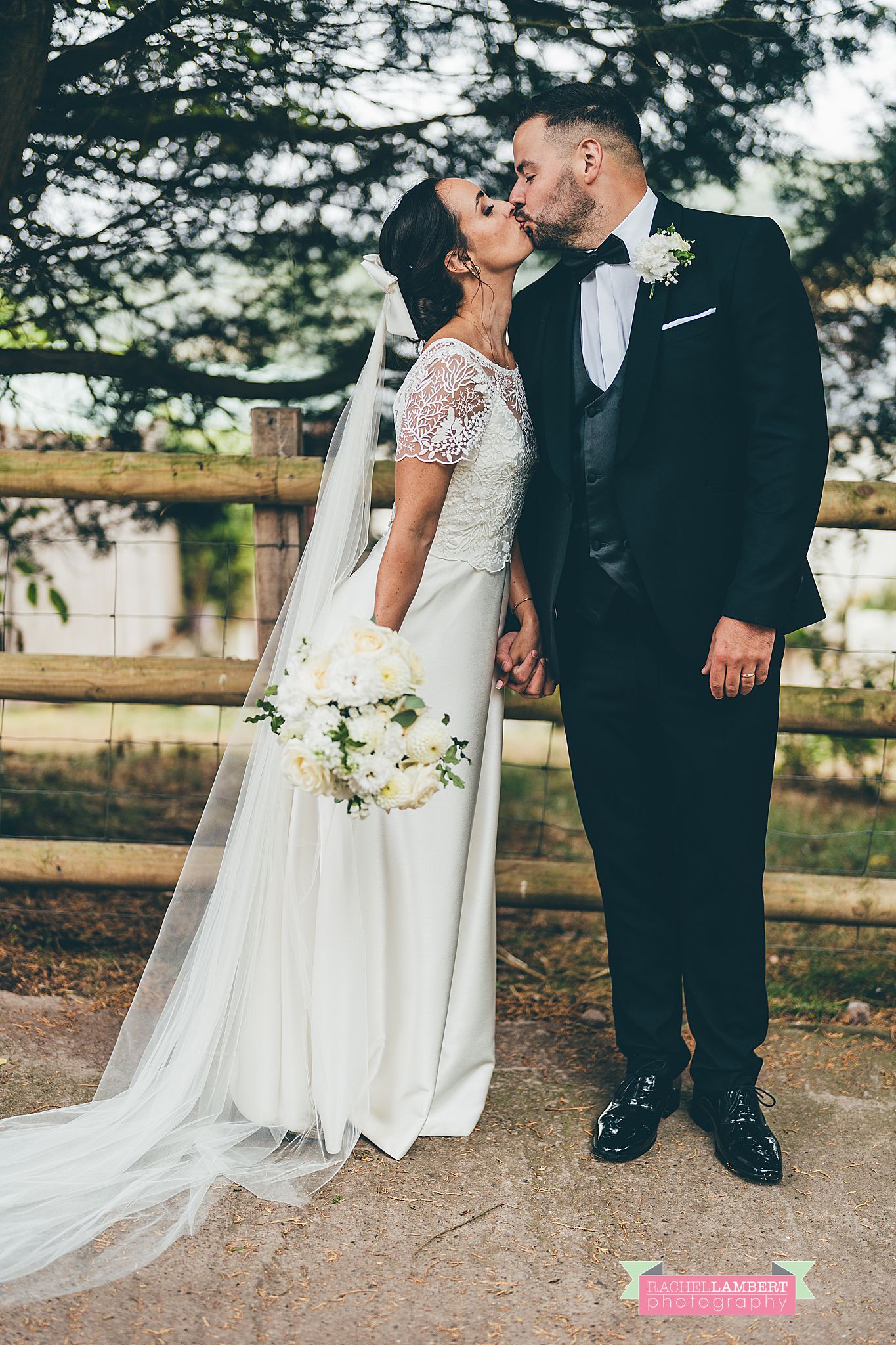 sugar loaf barn wedding photographer